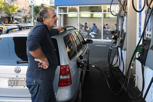 Precios de los combustibles: Argentina ocupa el 12º lugar entre los países con mayor impacto en el bolsillo de los consumidores