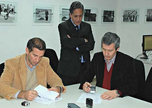 Aumentos: empleados de estaciones de servicio acuerdan suma fija y nueva escala salarial