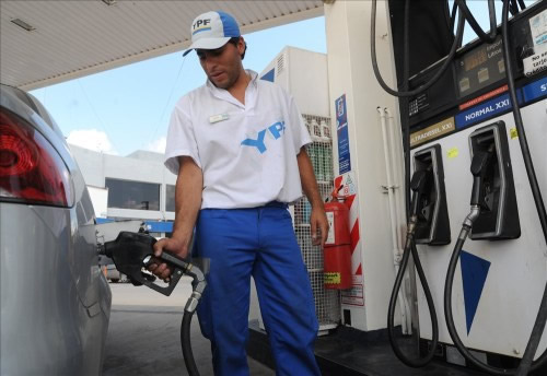 Recién en julio habría novedades sobre la paritaria de los empleados de estaciones de YPF