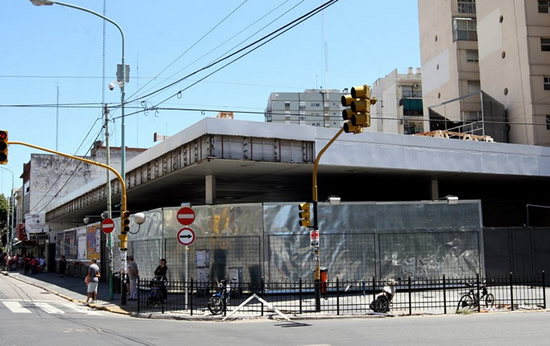 Trabajadores de estaciones de servicio preocupados por la baja de ventas. Advierten que “esto recién empieza”