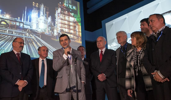 Galuccio inauguró el Espacio de la Energía de YPF en Tecnópolis