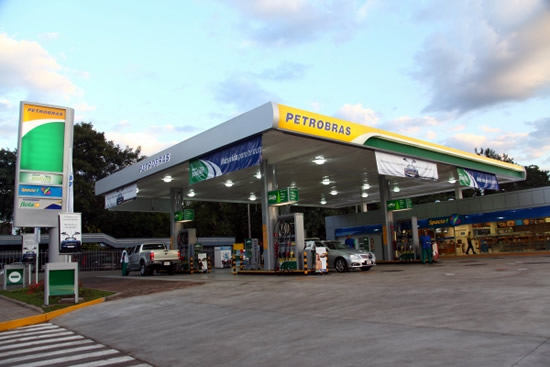 Directivos de Petrobras ofrecieron precisiones sobre su continuidad en Argentina