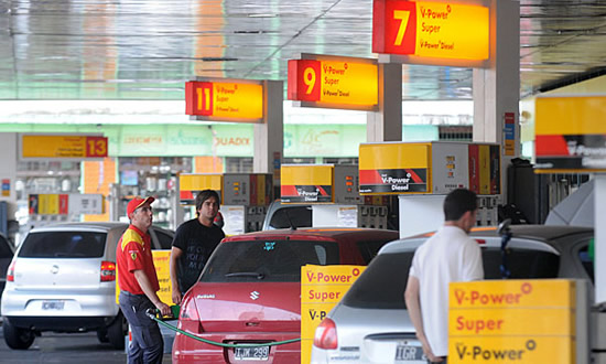 Ante el escenario de competencia Shell pone el acento en la calidad de la atención