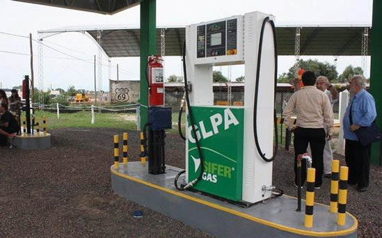 Las estaciones suman nuevos combustibles a su oferta de servicios