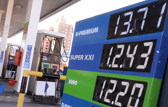 La brecha de precios entre marcas se estira en los combustibles Premium