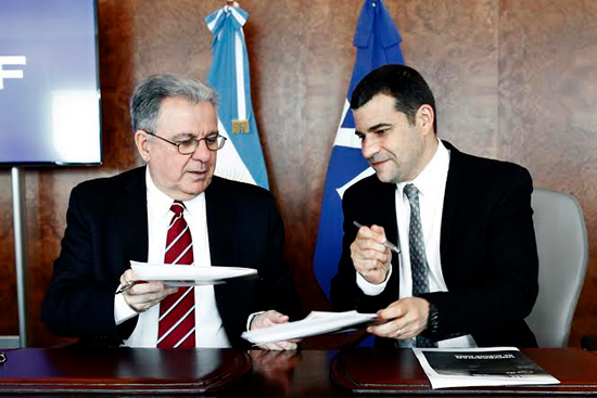 YPF apuesta a la formación y especialización de profesionales de la industria