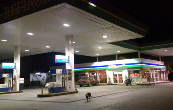 Ya son seis las provincias que no despacharán combustibles durante las fiestas de fin de año