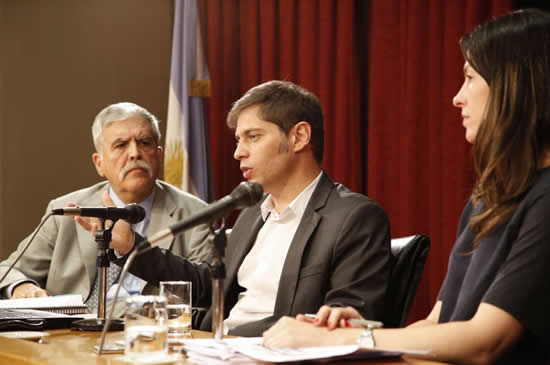 Las estaciones de servicio no sentirán los efectos de la baja del precio de los combustibles