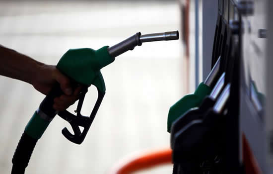 Expertos en energía recomiendan los contratos de abastecimiento que deberían regir en 2015