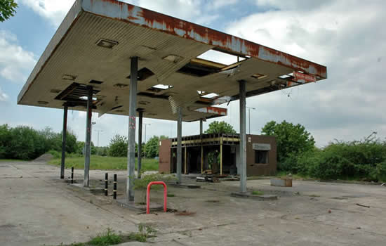 Advierten más cierres estaciones de servicio blancas para 2015