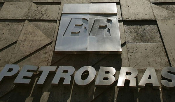 Petrobras anunció que reducirá inversiones y se desprenderá de activos