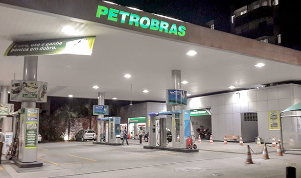 Petrobras implementa el Programa Ecoplus con iluminación LED en estaciones de servicio