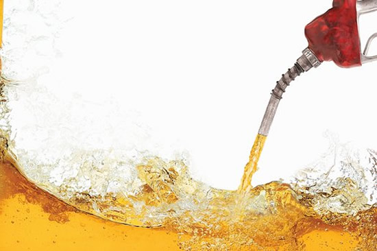 El año próximo cambian las especificaciones técnicas de los combustibles