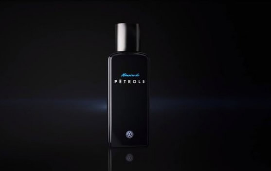 Para los amantes del olor a nafta lanzan un perfume con esa fragancia