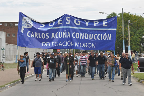 Estacioneros refutan con números el pedido de aumento salarial