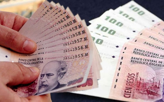 Expendedores analizan una propuesta de aumentos salariales atados a la inflación