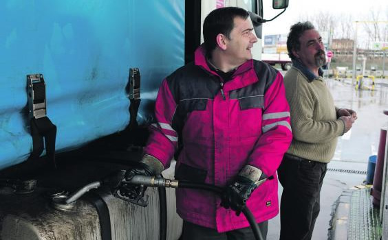 Paritaria en stand by: estaciones de servicio reafirman su propuesta de incremento salarial