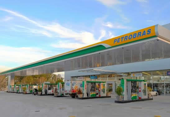 Se confirma que Petrobras se desprende de sus estaciones de servicio en la región