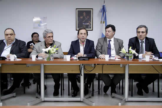 El regreso de Giustozzi al oficialismo mejora las perspectivas del proyecto de comercialización de combustibles