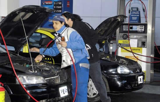 Vuelve a subir el costo del GNC para las estaciones de servicio