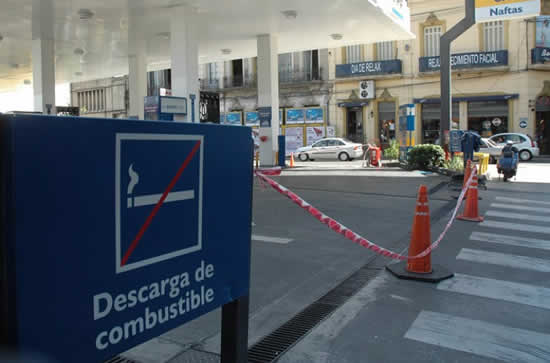 Empleados de estaciones de servicio confirman su adhesión al paro