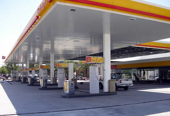 ¿Como mantener impecable el cielorraso de una estación de servicio?