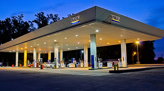 Cambio de hábitos de los consumidores por las políticas comerciales de las petroleras