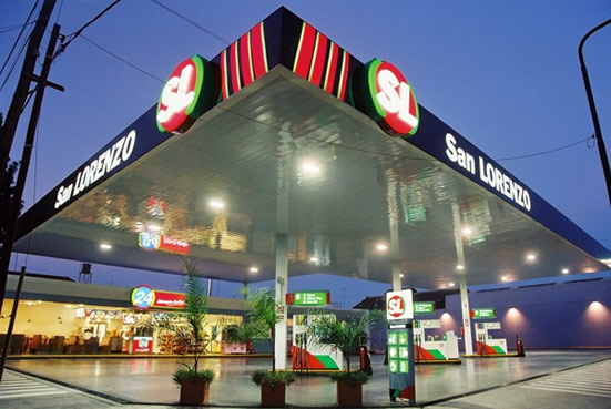 Estaciones de servicio: las marcas que desaparecieron desde que comenzó el siglo