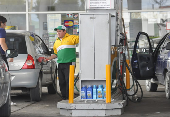 La Confederación de Expendedores acordó un 28 por ciento de aumento salarial