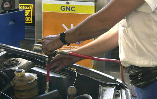Estaciones empiezan a sentir en las ventas el crecimiento del parque automotor a GNC