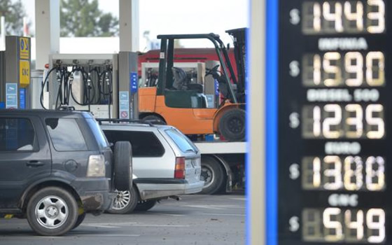 Opinión: “Tener nafta cara es una decisión política que yo comparto”