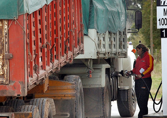 Desde 2011 las estaciones dejaron de vender 300 millones de litros de gasoil