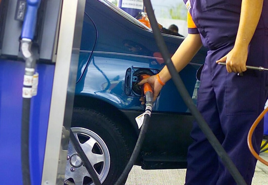 Opinión: ¿Bajaría el precio en surtidor si se nivela el crudo con las referencias internacionales?