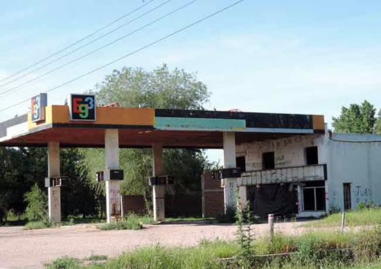 Tres petroleras se desprendieron de 2.000 estaciones de servicio en apenas 16 años