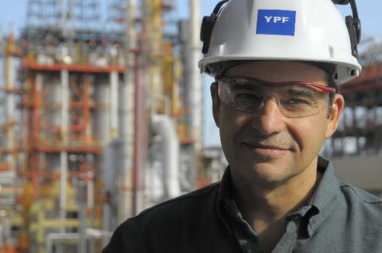 Víctor Bronstein: “sería una medida equivocada cambiar la conducción de YPF”