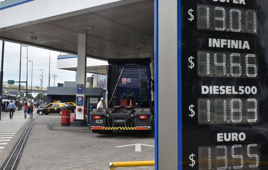 En 2016, los playeros comienzarán a discutir paritarias con 12.300 pesos de básico