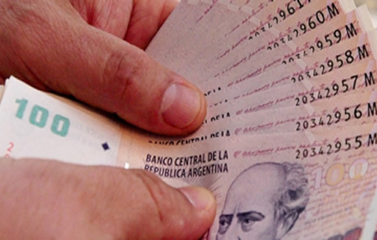 Estaciones de servicio acordaron incrementos de sueldo para fin de año