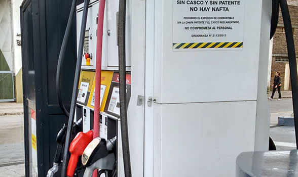 Sin casco ni patente: las estaciones suman obligaciones que le corresponden al Estado