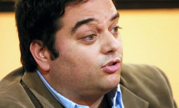 Reunión en el Ministerio por la unificación de los convenios de estaciones de servicio