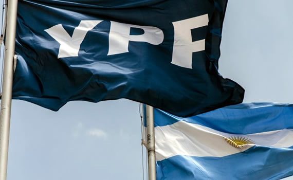 Trabajadores de la red de estaciones de servicio OPESSA salen en defensa de YPF