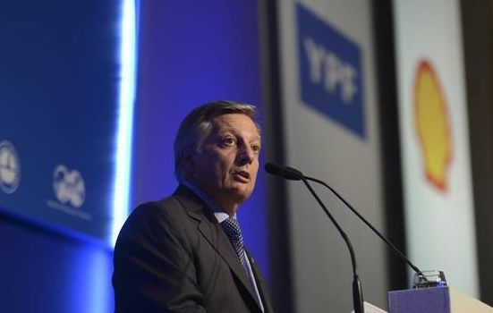 Perspectivas de los combustibles con precios quietos hasta abril