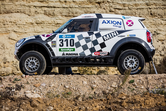 El team Dakar que utiliza combustibles AXION recibirá a sus fanáticos en una estación porteña