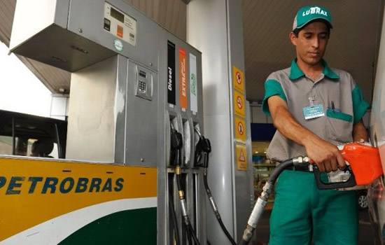 Petrobras comenzó el recambio de surtidores en sus estaciones de servicio