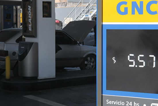 Estacioneros analizan el impacto de posibles subas en el costo del GNC