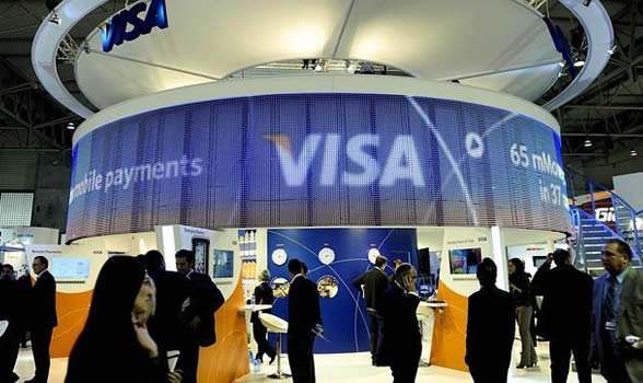 Visa lanzó un dispositivo para avisar al automovilista donde se ubica la estación más cercana cuando le queda poca nafta