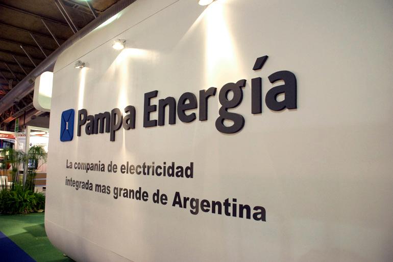 Petrobras confirmó que negocia con Pampa Energía la venta de sus activos en Argentina