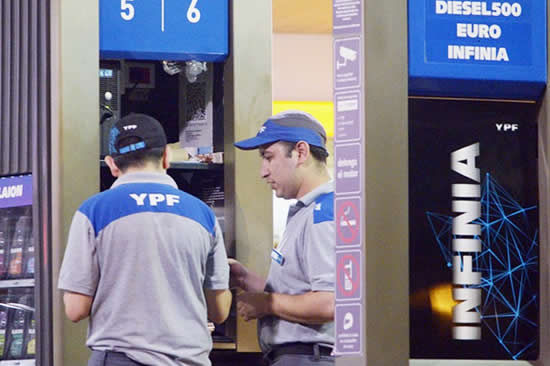 YPF cerró 2015 con el máximo nivel de utilización de sus refinerías