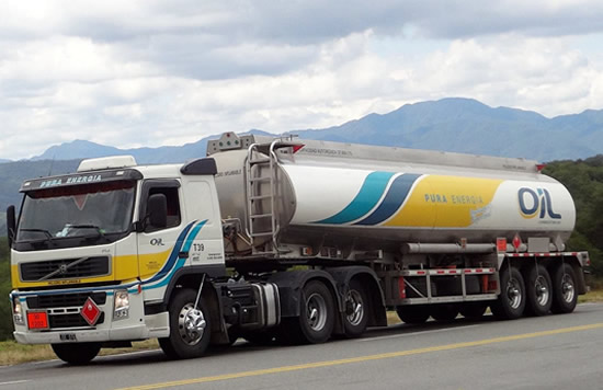 Reclaman a Aranguren un plan de contingencia para atender la situación de las estaciones Oil