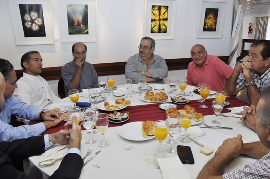 Sindicatos del interior impulsan una agrupación descentralizada de la Federación Nacional