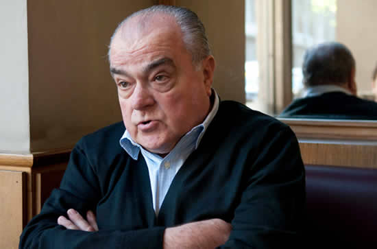 Opinión: “Aranguren le quita a los usuarios para darle a las petroleras”